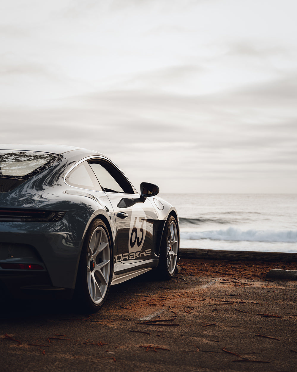 Porsche 911 (992) S/T at the Shore