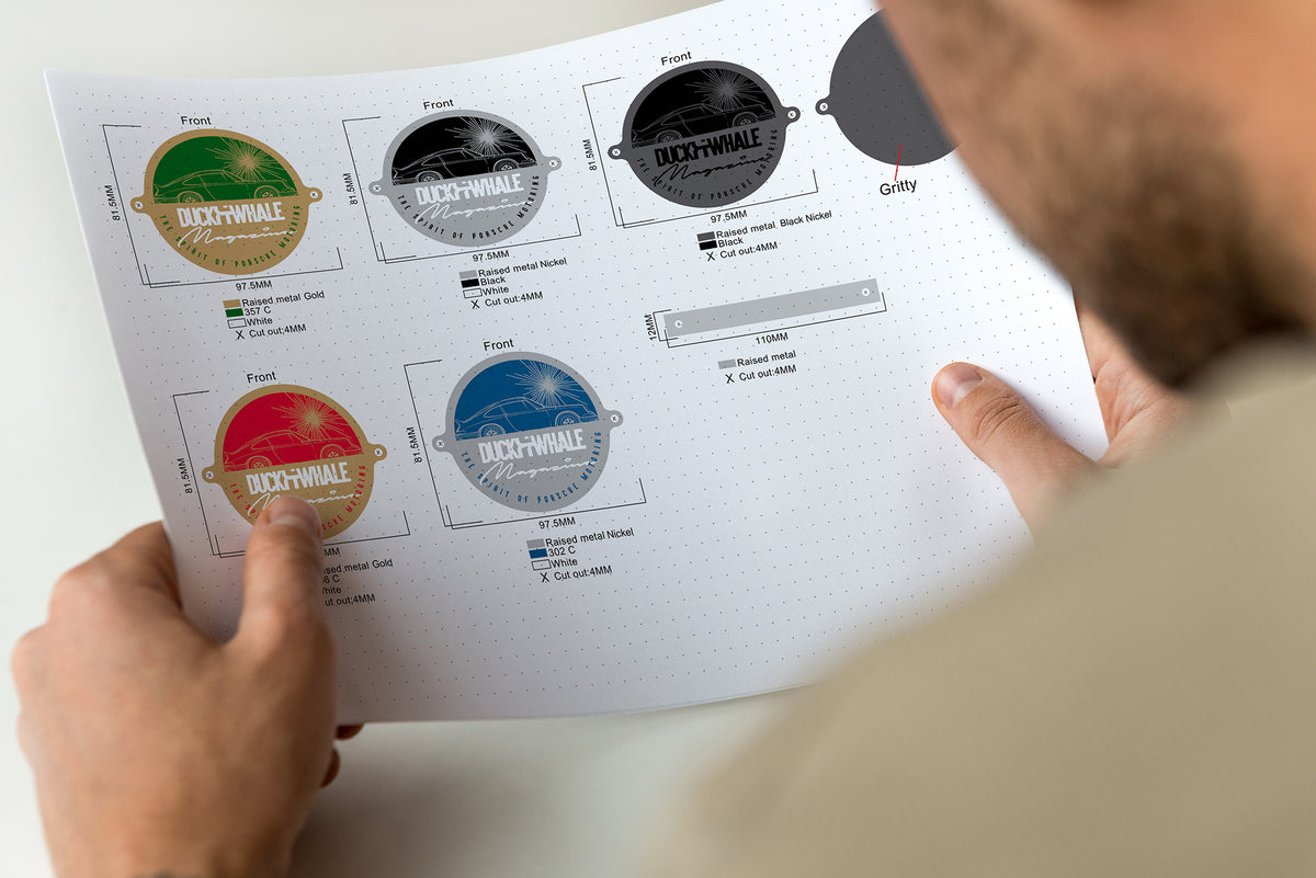 Grill Badge - Gold / Green - D&W The Spirit Of Porsche Motoring